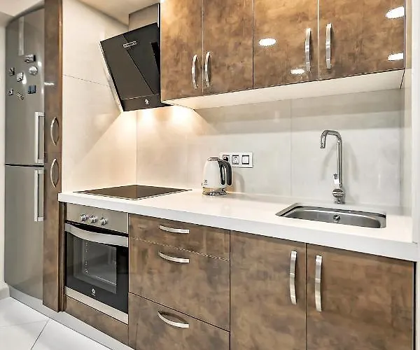 217 Elegant Vina Del Mar Pool View, Parking, Ac * Playa de las Américas