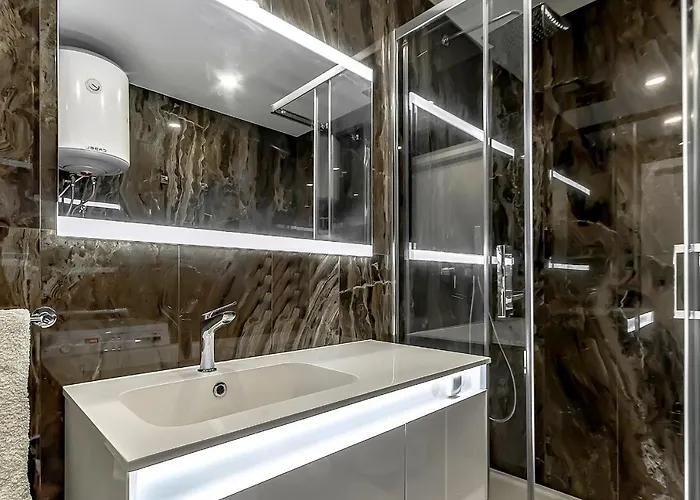 217 Elegant Vina Del Mar Pool View, Parking, Ac * Playa de las Américas