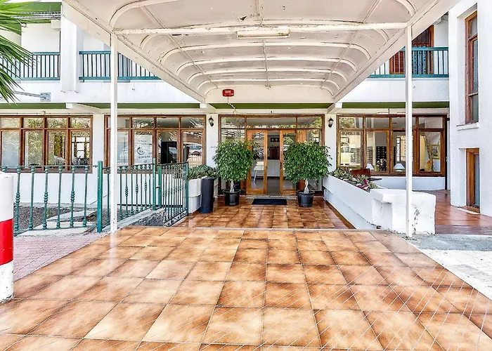 217 Elegant Vina Del Mar Pool View, Parking, Ac Apartment *